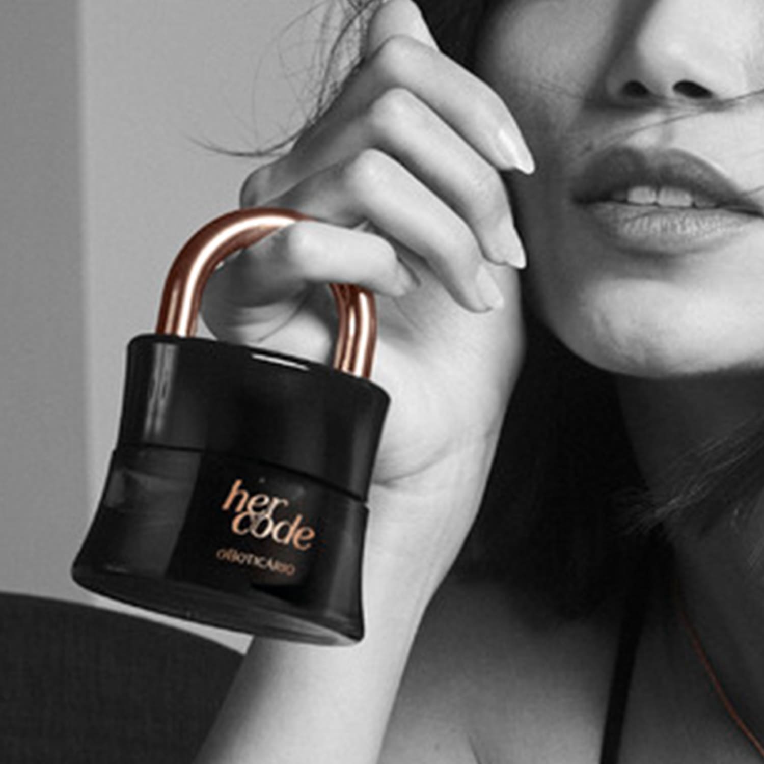 Es llamativo y nada empalagosoEl olor permanece contigo todo el día. Aprobado y recomendado